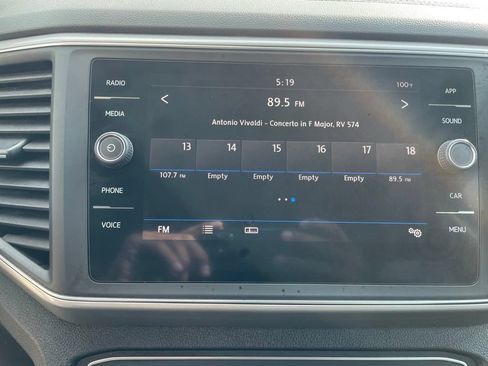 Used 2019 Volkswagen Atlas SE FWD image 11
