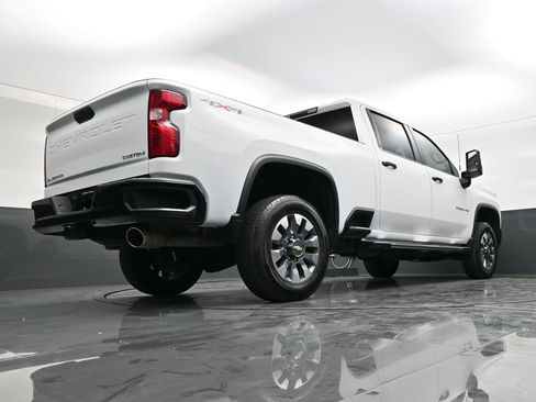Used 2023 Chevrolet Silverado 2500 Custom w/ Custom Value Package AWD/4WD image 25