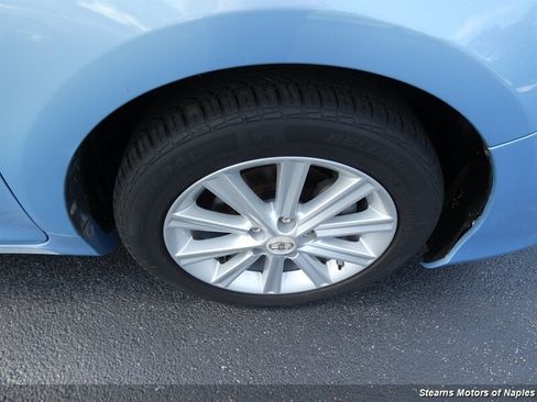 Used 2012 Toyota Camry XLE FWD image 18