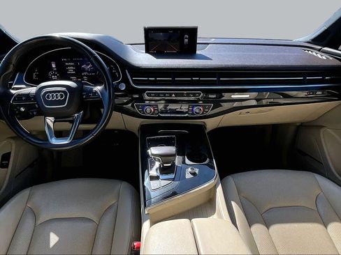 Used 2018 Audi Q7 3.0T Prestige AWD/4WD image 16