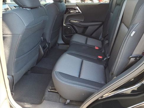 New 2026 Mitsubishi Outlander ES AWD/4WD image 5