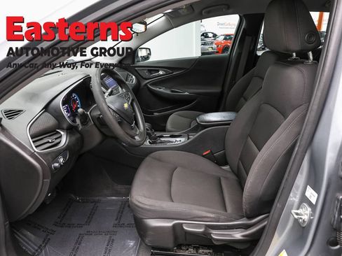 Used 2024 Chevrolet Malibu LS FWD image 13