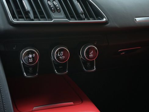 Used 2022 Audi R8 V10 performance RWD image 17