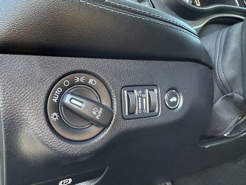 Used 2023 Dodge Challenger R/T w/ T/A Package image 14