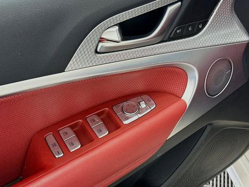 Used 2023 Genesis G70 2.0T w/ Sport Prestige Package image 15