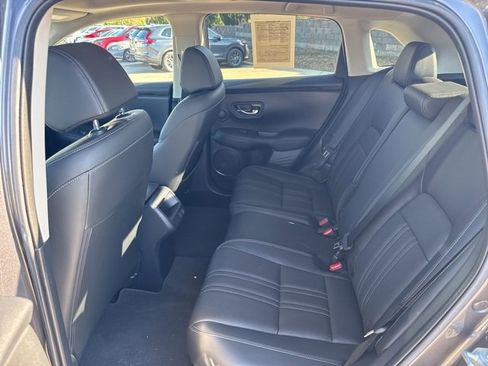 Used 2023 Honda HR-V EX-L image 10