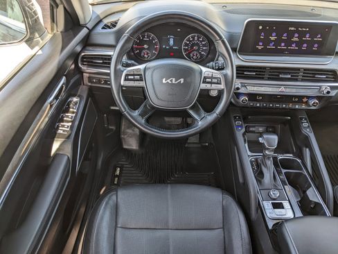 Certified 2022 Kia Telluride EX w/ EX Premium Package image 14