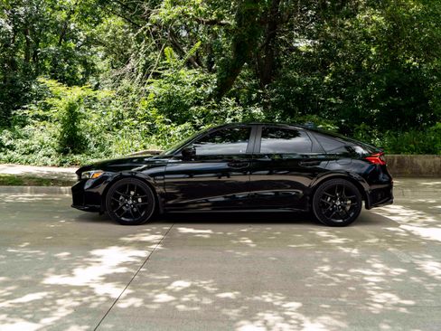Used 2025 Honda Civic Sport image 6