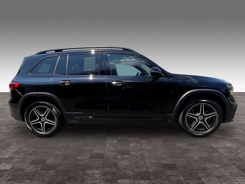 Certified 2024 Mercedes-Benz GLB 250 4MATIC image 8