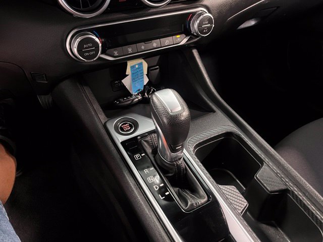 Used 2021 Nissan Sentra SV FWD image 30