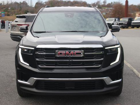 New 2025 GMC Acadia Elevation image 2