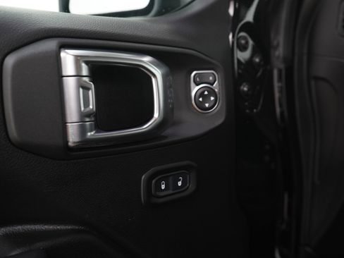 Used 2023 Jeep Wrangler Sport AWD/4WD image 11