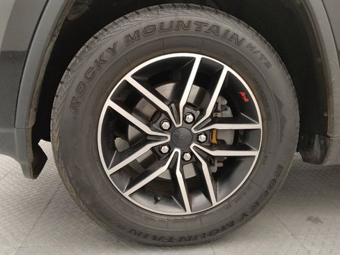 Used 2020 Jeep Grand Cherokee Trailhawk AWD/4WD image 31