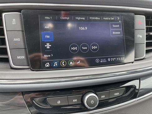 Used 2020 Buick Enclave Essence w/ Sound and Sites Package image 16