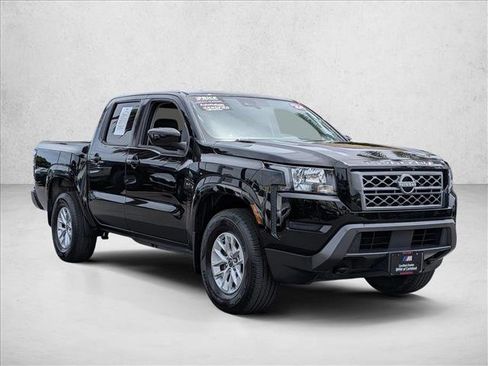 Used 2024 Nissan Frontier SV w/ Technology Package AWD/4WD image 3