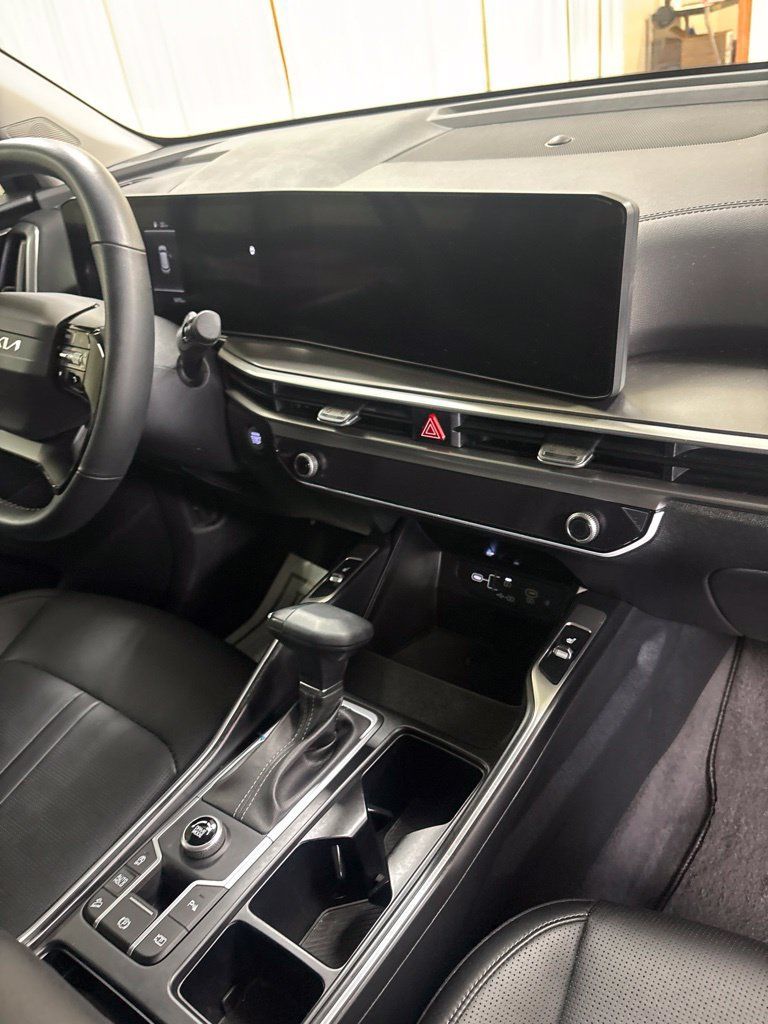 Used 2026 Kia Sorento S FWD image 24