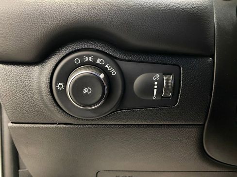 Used 2022 Dodge Durango GT RWD image 23