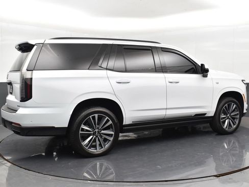 Used 2026 Cadillac Escalade Sport w/ Touring Package AWD/4WD image 20