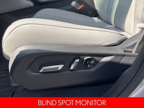 Used 2023 Acura MDX FWD w/ Technology Package image 11