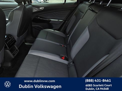 Used 2023 Volkswagen ID.4 Pro S RWD image 11