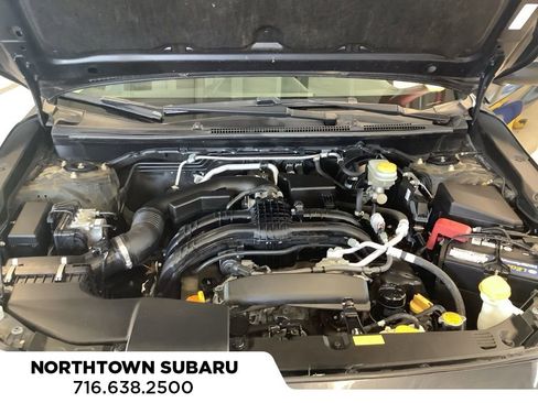 Used 2019 Subaru Crosstrek 2.0i Premium image 11