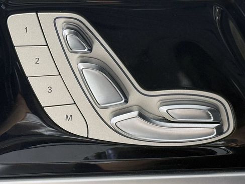 Used 2021 Mercedes-Benz G 63 AMG 4MATIC w/ Seat Comfort Package image 49