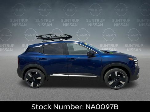 New 2026 Nissan Kicks SR w/ Cold Weather Package AWD/4WD image 7