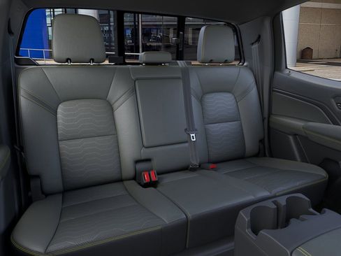 New 2026 Chevrolet Colorado ZR2 image 17