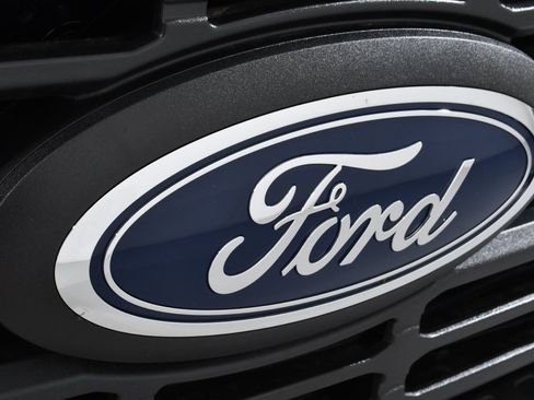 New 2025 Ford F350 XL w/ XL Chrome Package image 20