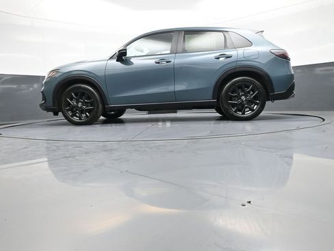 Certified 2025 Honda HR-V Sport image 31