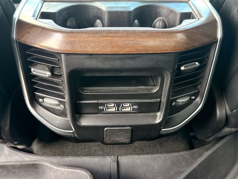 Used 2022 RAM 1500 Laramie AWD/4WD image 22