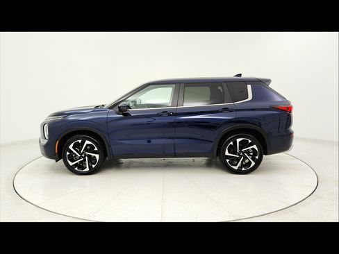 Used 2024 Mitsubishi Outlander FWD image 1