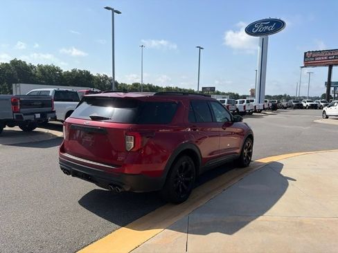 Used 2024 Ford Explorer ST w/ Equipment Group 401A AWD/4WD image 5