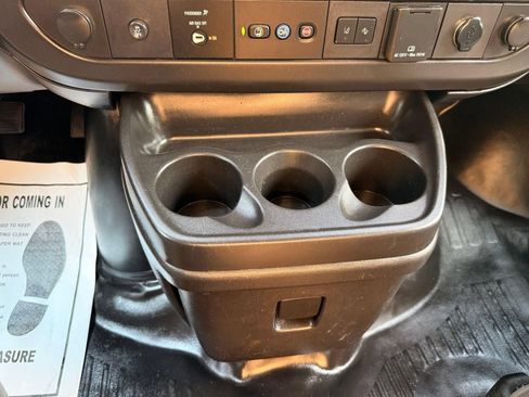 Used 2022 Chevrolet Express 3500 w/ Power Convenience Package RWD image 38