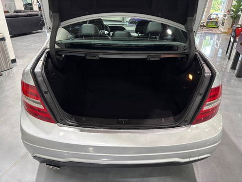 Used 2013 Mercedes-Benz C 250 Sedan image 33