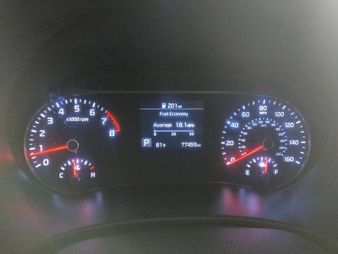 Used 2020 Kia Soul LX FWD image 23