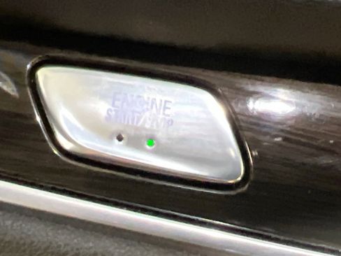 Used 2019 Buick Enclave Essence image 23