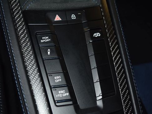 Certified 2024 Porsche 718 Cayman GT4 RS image 17