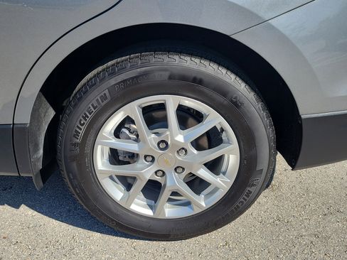 Used 2024 Chevrolet Equinox LS w/ LS Convenience Package FWD image 26