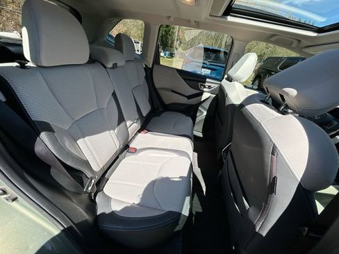 Used 2021 Subaru Forester Premium AWD/4WD image 26