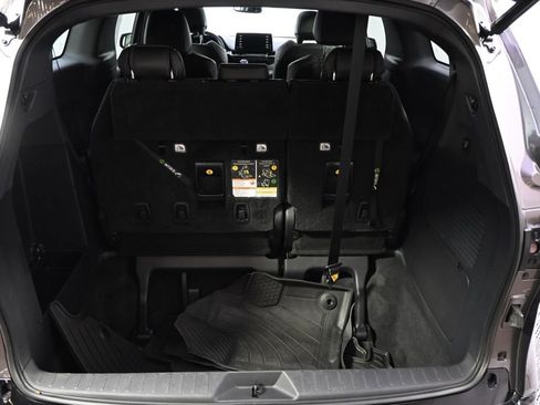 Used 2021 Toyota Sienna XSE w/ XSE Plus Package AWD/4WD image 19