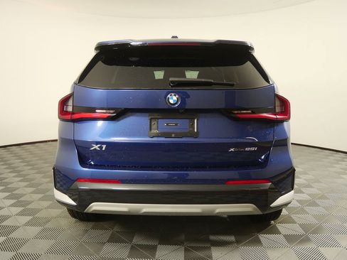 Certified 2025 BMW X1 xDrive28i image 4