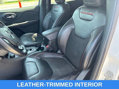 Used 2021 Jeep Cherokee Trailhawk w/ Trailer Tow Group AWD/4WD image 5