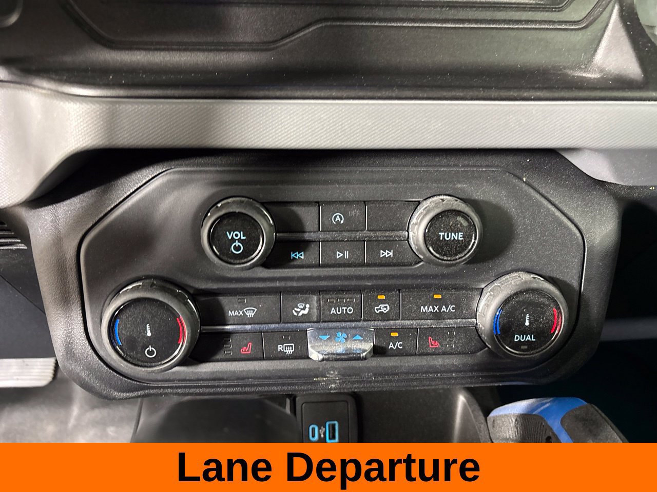 Used 2022 Ford Bronco Black Diamond AWD/4WD image 18