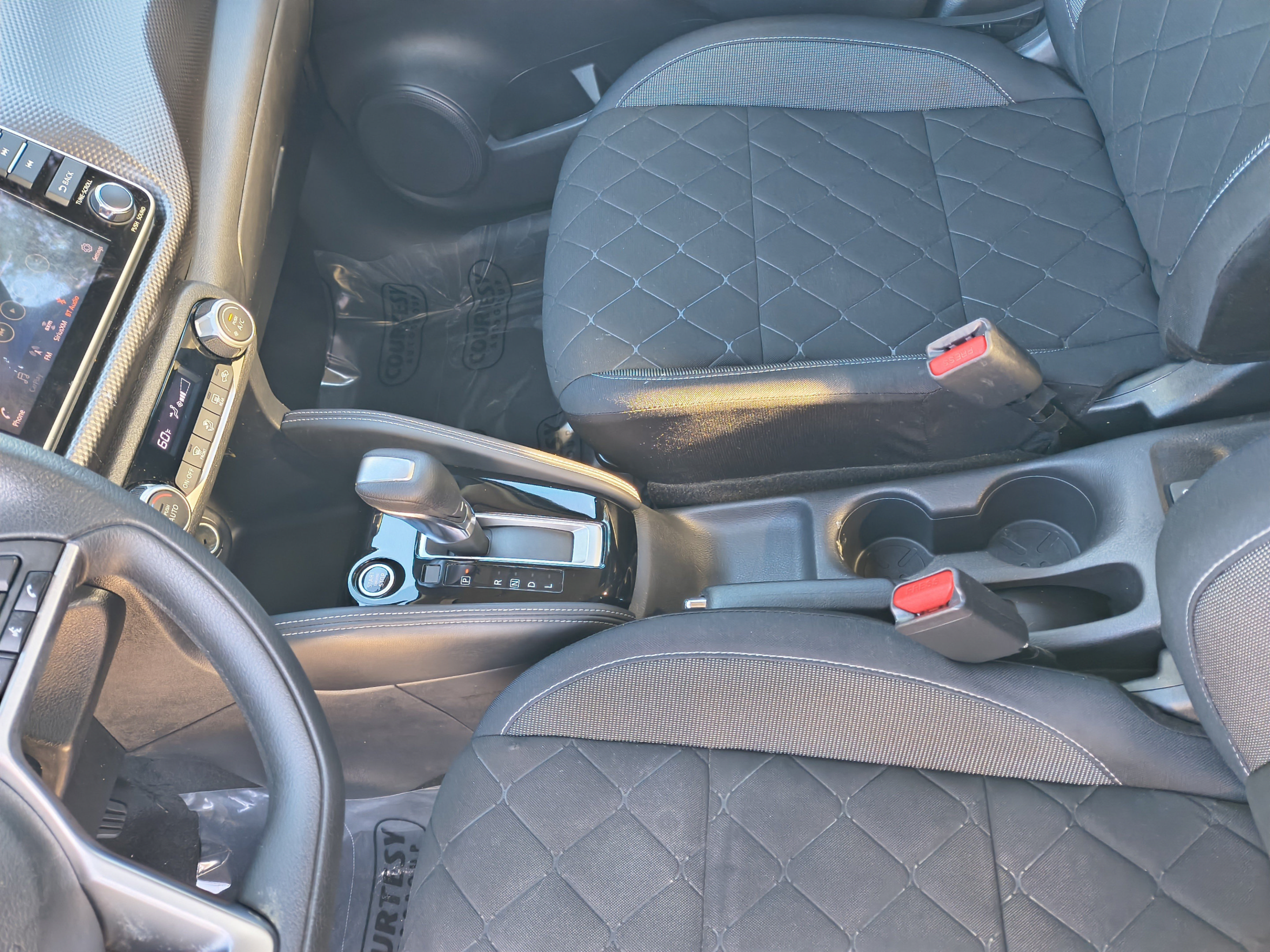 Certified 2018 Nissan Kicks SV FWD image 19