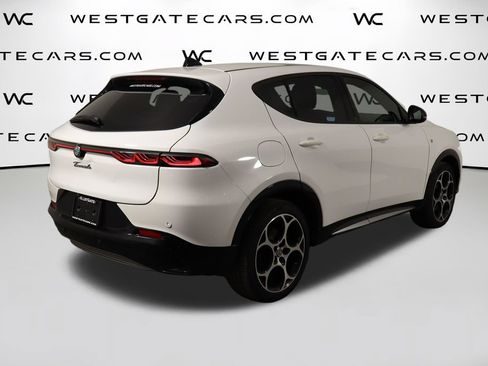 Used 2024 Alfa Romeo Tonale Ti AWD/4WD image 48