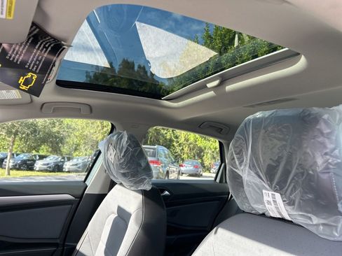 New 2026 Volkswagen Jetta SE image 17