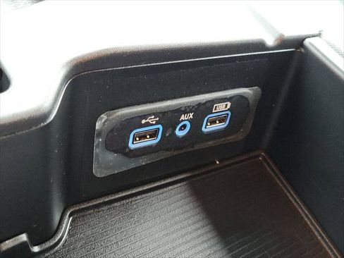 Used 2019 RAM 1500 Express image 23