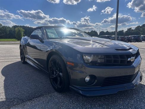 Used 2011 Chevrolet Camaro SS w/ LPO, Ground Effects Package RWD image 17