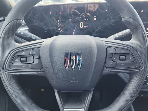 New 2026 Buick Envista Preferred image 17